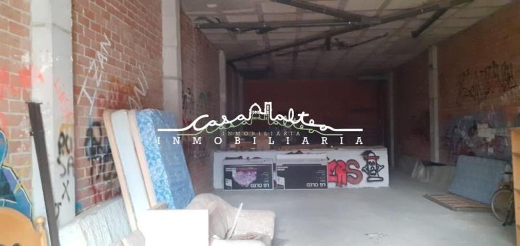 Local comercial en venta en La Nucia, La nucia photo 0