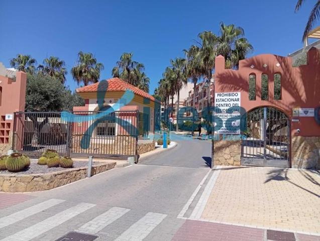 Piso en venta en Almerimar, Almerimar photo 0