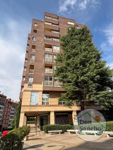 Piso en venta en Valladolid photo 0