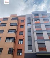Apartamento en venta en Burgos, Zona sur photo 0