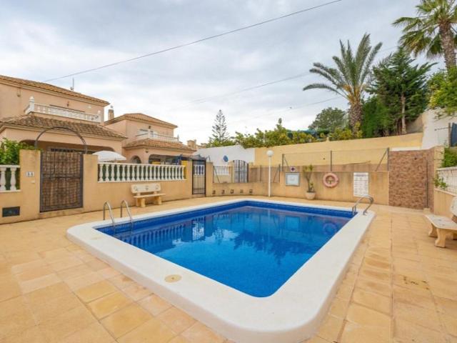 Chalet en venta en San Miguel de Salinas photo 0