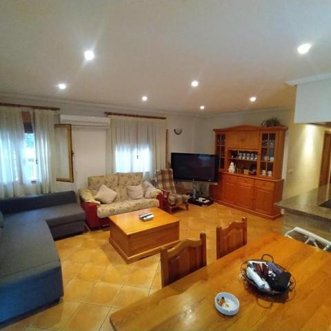 Apartamento en venta en Torrevieja photo 0