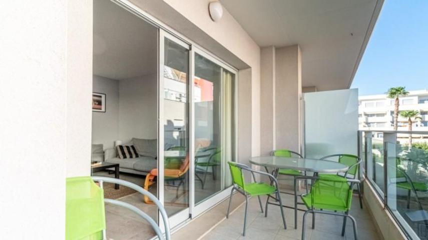 Apartamento en venta en Denia, LM HASTA KM.3 photo 0