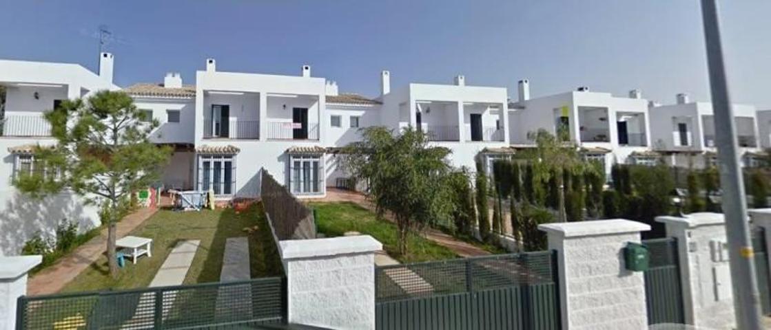 Adosada en venta en Chiclana de la Frontera, 2ª pista de La Barrosa photo 0