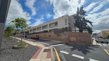 Local comercial en venta en Arona, Cabo Blanco photo 0