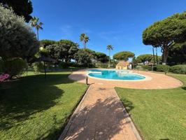 Adosada en venta en Chiclana de la Frontera, Novo Sancti Petri photo 0