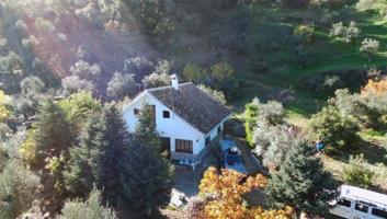 Chalet en venta en Yunquera, Yunquera photo 0