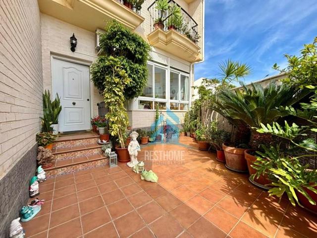 Adosada en venta en Gandia, Benipeixcar photo 0