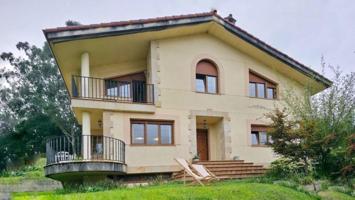 Chalet en venta en Liendo, Villlanueva photo 0