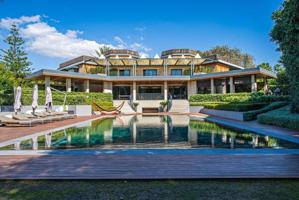 Chalet en venta en Marbella, Guadalmina Baja photo 0