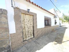 Chalet en venta en Ríolobos, PAJARES DE LA RIVERA, 10693 photo 0