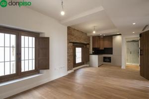 Piso en venta en Granada, Albaicín photo 0