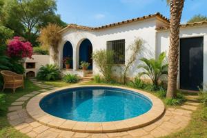 Chalet en venta en L'Escala, Riells photo 0