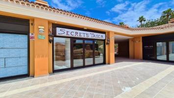 Local comercial en venta en Adeje, La Caleta photo 0