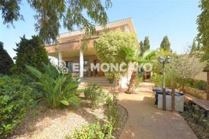 Chalet en venta en Ciudad quesada, Costa blanca sur photo 0