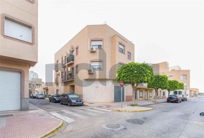 Local comercial en venta en El Ejido, Poniente photo 0