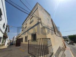 Adosada en venta en Chiclana de la Frontera, Bahía de Cádiz photo 0