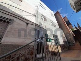 Piso en venta en Sant Vicenç dels Horts, Baix Llobregat Sud photo 0