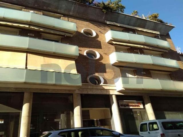 Local comercial en venta en Manresa, Bages photo 0