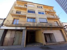 Piso en venta en Vidreres, La Selva photo 0