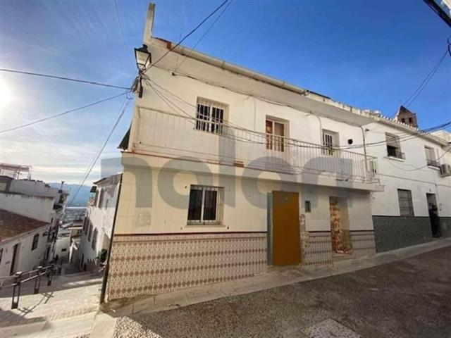 Adosada en venta en Vélez-Málaga, Costa del Sol Oriental - Axarquía photo 0