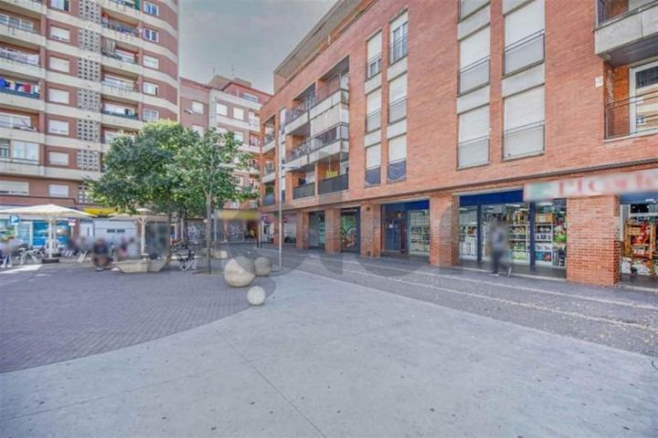 Piso en venta en Salt, Gironès photo 0