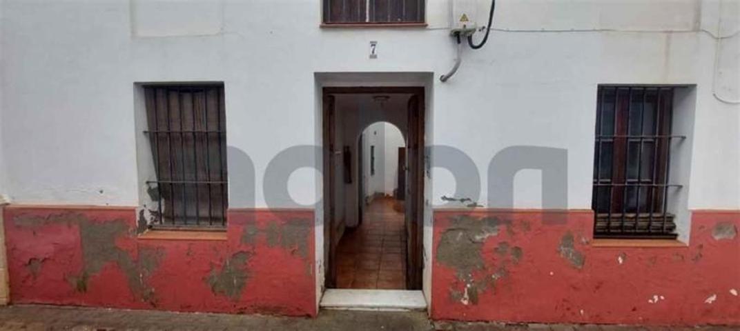 Piso en venta en Carmona, La Campiña photo 0