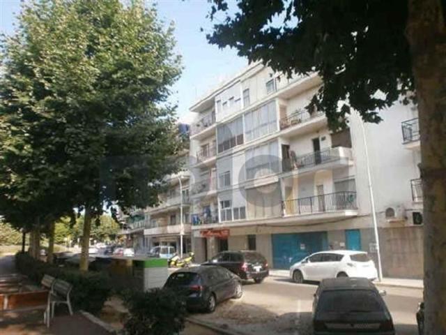 Piso en venta en Blanes, La Selva photo 0