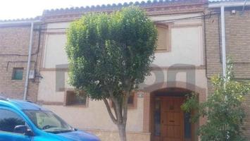 Adosada en venta en Zuera, Área de Zaragoza photo 0