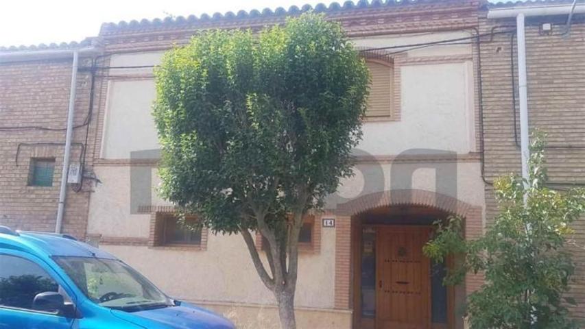 Adosada en venta en Zuera, Área de Zaragoza photo 0