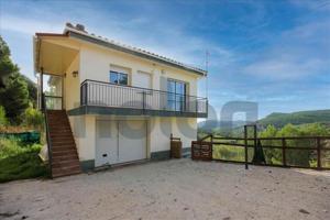 Adosada en venta en Pontóns, Alt Penedès photo 0