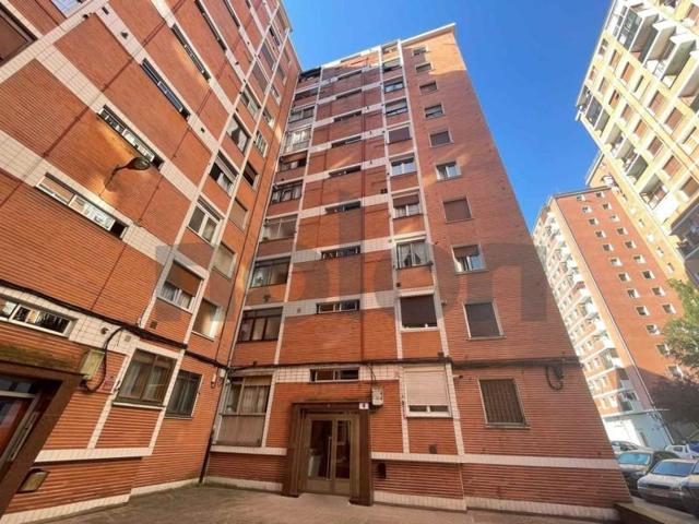 Piso en venta en Bilbao, Gran Bilbao photo 0