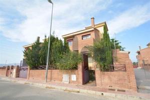 Chalet en venta en Benferri, Baix Segura photo 0