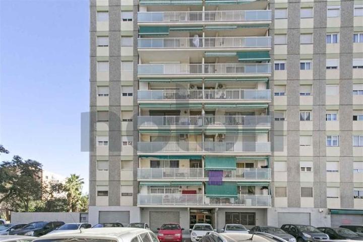 Piso en venta en Vilanova i la Geltrú, Garraf photo 0