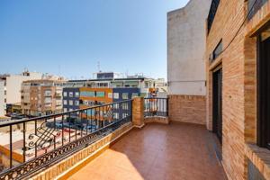Aticos en venta en Torrevieja, Centro photo 0