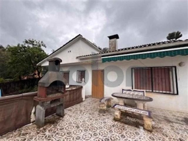 Chalet en venta en Gelida, Alt Penedès photo 0