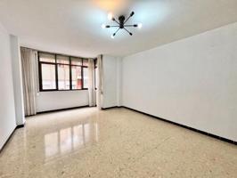 Piso en venta en Mallorca, Santa Catalina photo 0