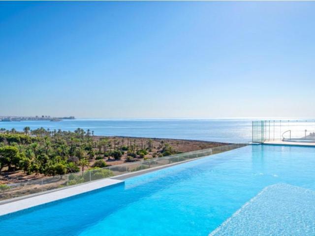Apartamento en venta en Torrevieja, Punta Prima photo 0