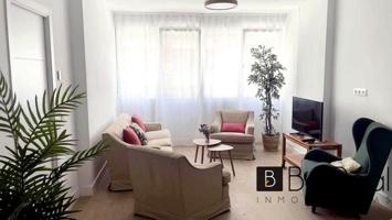 Apartamento en alquiler en Madrid, Calle de Alustante, 28002 photo 0