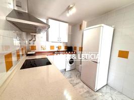 Apartamento en venta en Alcalá de Guadaira, Santa Lucia photo 0