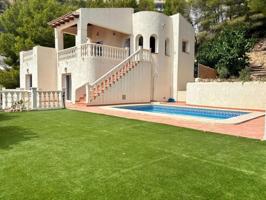 Chalet en venta en Altea, Altea Hills photo 0