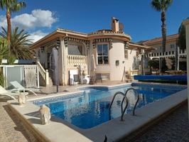 Chalet en venta en Benijofar, Residencial benimar photo 0