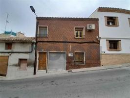 Chalet en venta en Yecla, Altiplano-Oriental photo 0