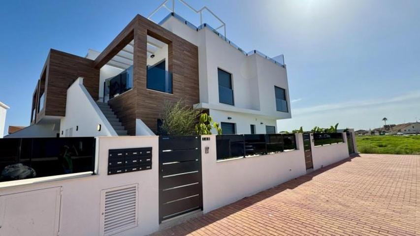 Bungalow en venta en San Pedro del Pinatar photo 0