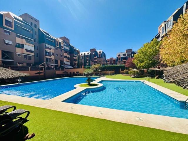 Piso en venta en Granada, El serrallo photo 0