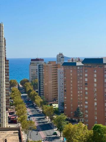 Apartamento en venta en Benidorm photo 0