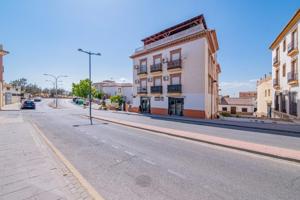 Piso en venta en Zubia, Área de Granada photo 0