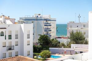 Piso en venta en Chipiona, Playa de Regla photo 0