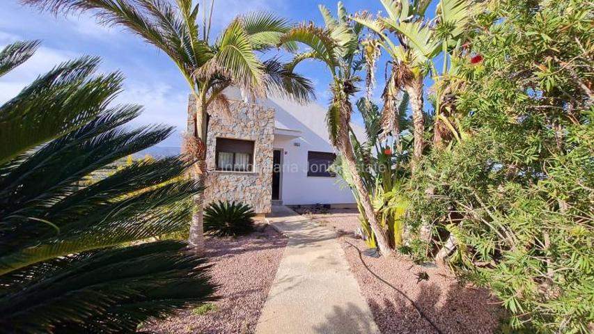 Casa con terreno en venta en Villajoyosa, Montaña photo 0