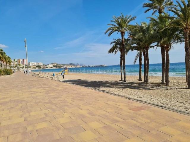 Apartamento en venta en Villajoyosa, Playa Centro photo 0